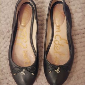 Black flats
